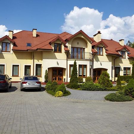 Wolanów Hotel Maxima מראה חיצוני תמונה