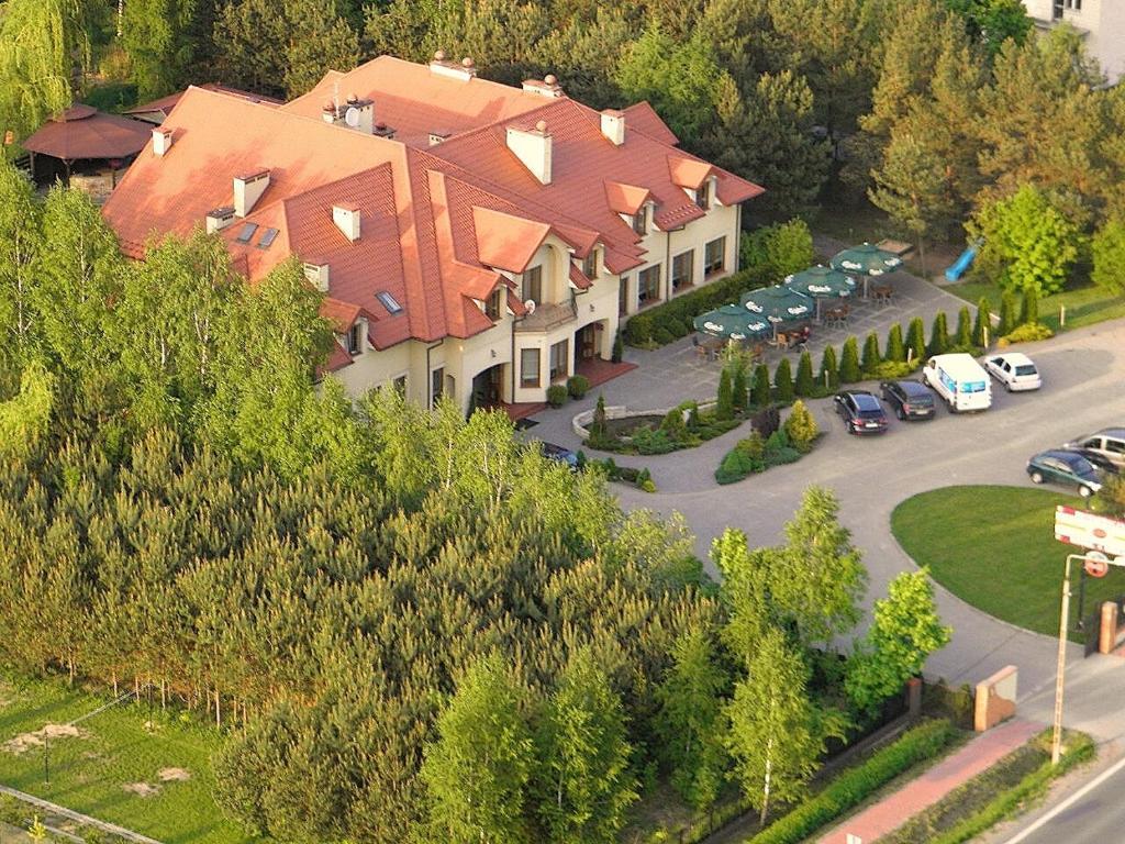 Wolanów Hotel Maxima מראה חיצוני תמונה