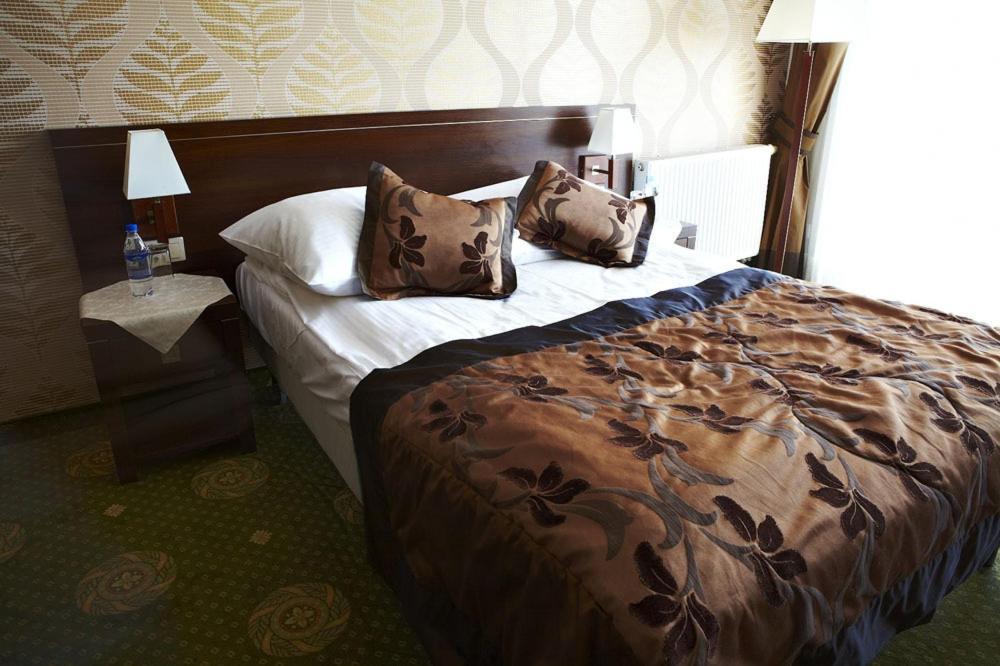 Wolanów Hotel Maxima מראה חיצוני תמונה